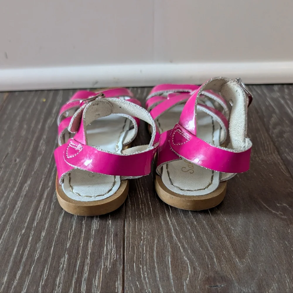 Saltwater Pink Original Strappy Sandals Size 8